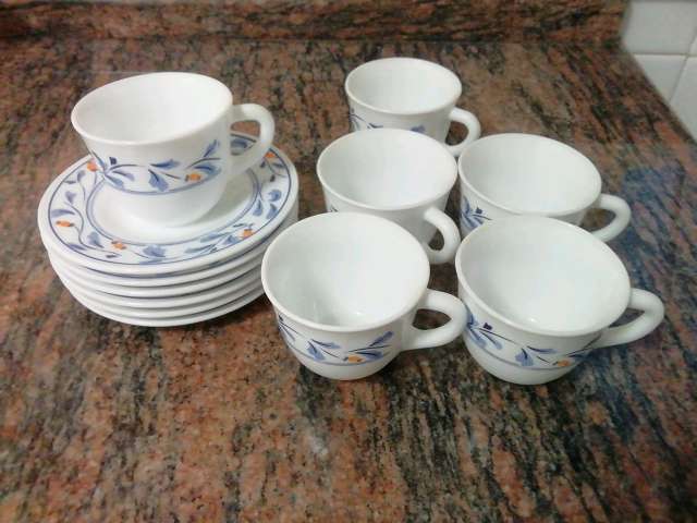 REGALO Vajilla Arcopal y juego de caf  2