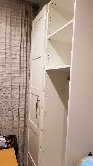 REGALO armario ikea (tiene las 2 puertas) No disponible. REGALO armario ikea (tiene las 2 puertas) No disponible.