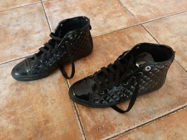 REGALO zapatos mujer t. 37 REGALO zapatos mujer t. 37