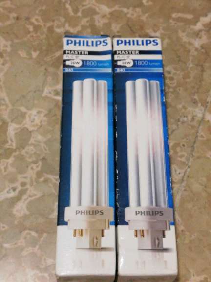 REGALO 2 bombillas philips pl-c 4p  1