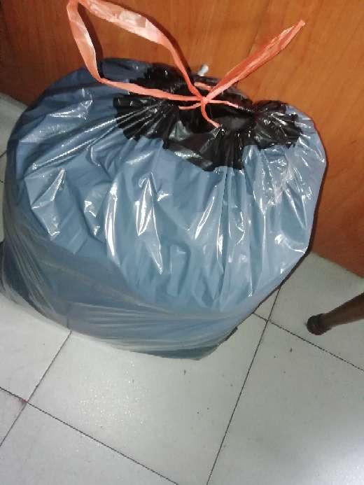 REGALO Bolsa se ropa y chaqueta REGALO Bolsa se ropa y chaqueta