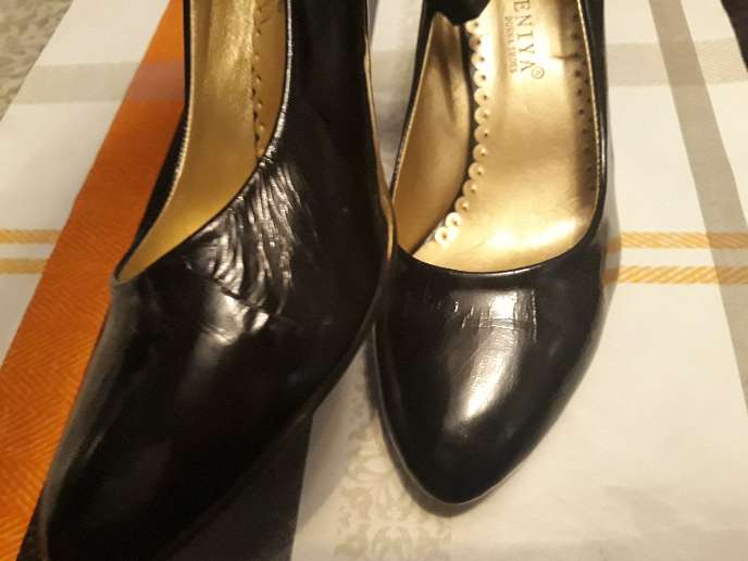 REGALO Zapatos de saln  3