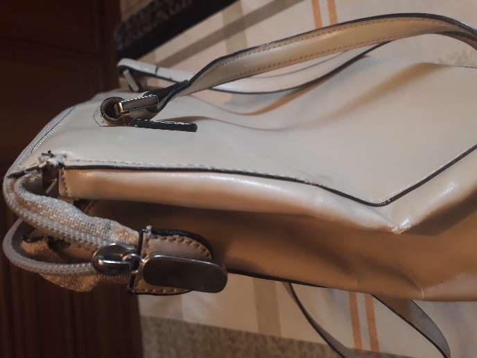 REGALO Bolso beige  4