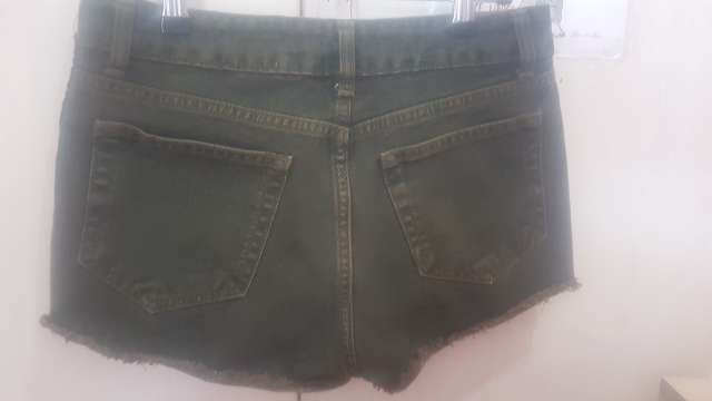 REGALO Shorts vaqueros Pull & Bear 3