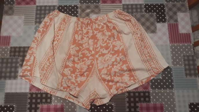 REGALO Pantalón corto de pijama REGALO Pantalón corto de pijama