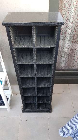 REGALO mueble CDs