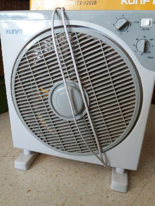 REGALO Ventilador KUNFT TX 1202B REGALO Ventilador KUNFT TX 1202B