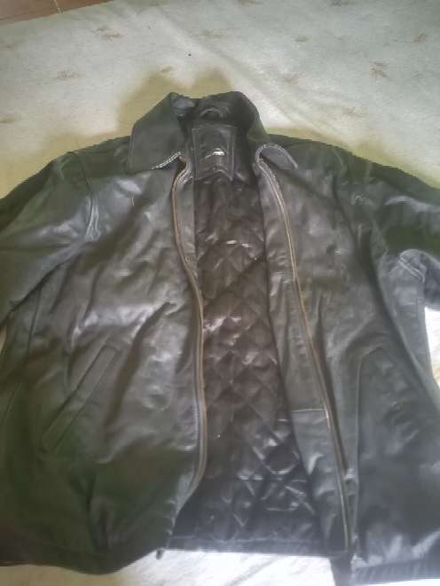 REGALO 3 chaquetas de hombre 3