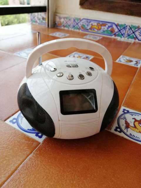 REGALO Altavoz + radio