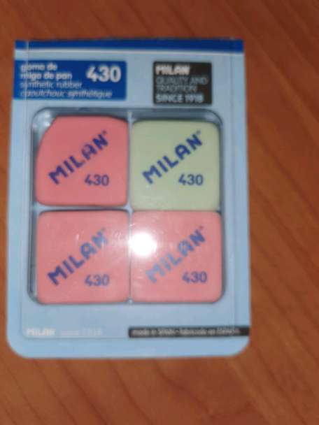 REGALO Gomas y sacapuntas Milán REGALO Gomas y sacapuntas Milán