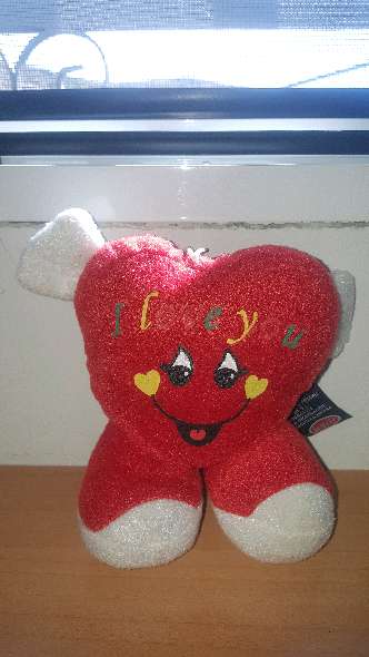 REGALO Peluche corazn pequeo rojo