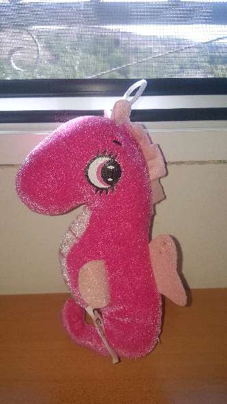 REGALO Peluche caballito de mar rosa