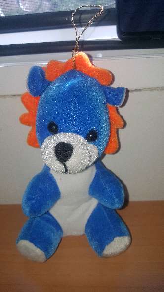 REGALO Peluche pequeo len azul