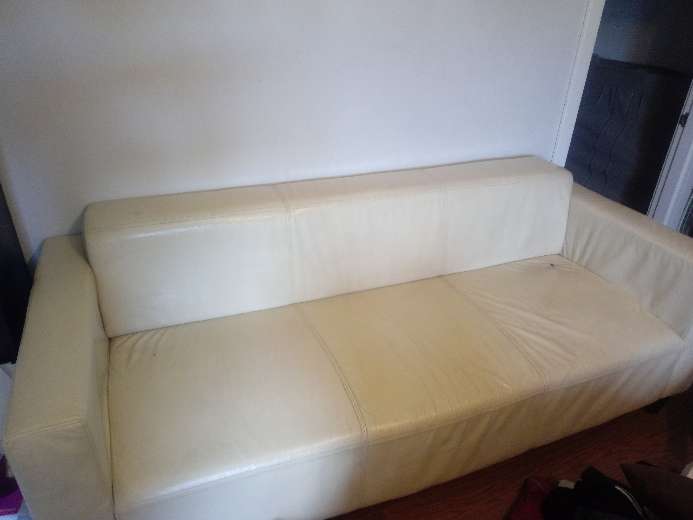 REGALO sof blanco de piel 3