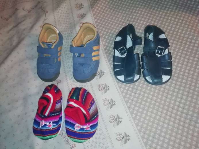 REGALO Ropa bebe nio  zapatos y bolsa  4