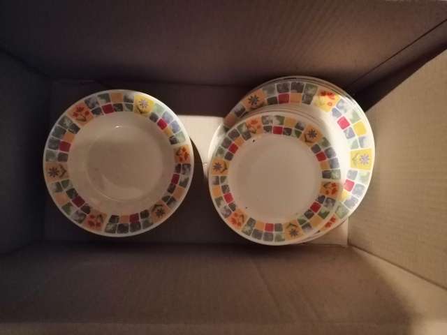 REGALO Platos y vasos 2