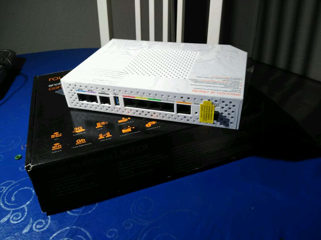 REGALO Router Wifi de Orange 3