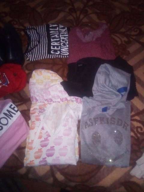 REGALO vrias roupas mulher e sapatos 4