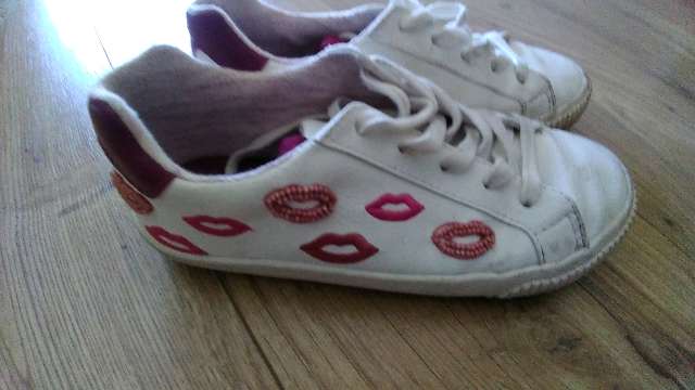 REGALO zapatillas y botas nia nmero 33 3
