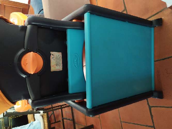 REGALO Trona infantil 3