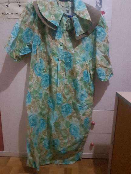 REGALO vestidos vintage Tallas 44, 46 y 40 REGALO vestidos vintage Tallas 44, 46 y 40