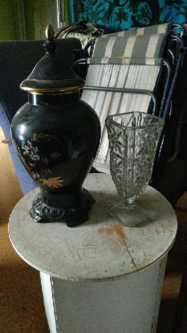 REGALO MUEBLES variados y objetos de casa.  3