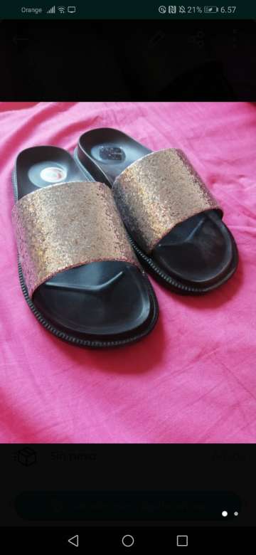 REGALO Chanclas plata T. 41 2