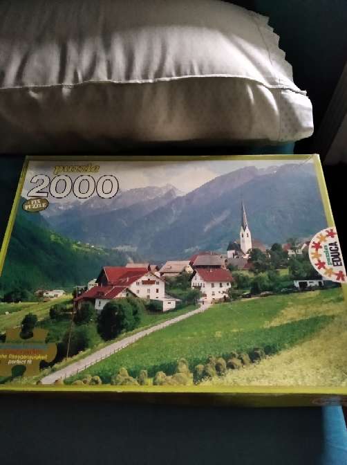 REGALO Puzzle 2000 piezas 1