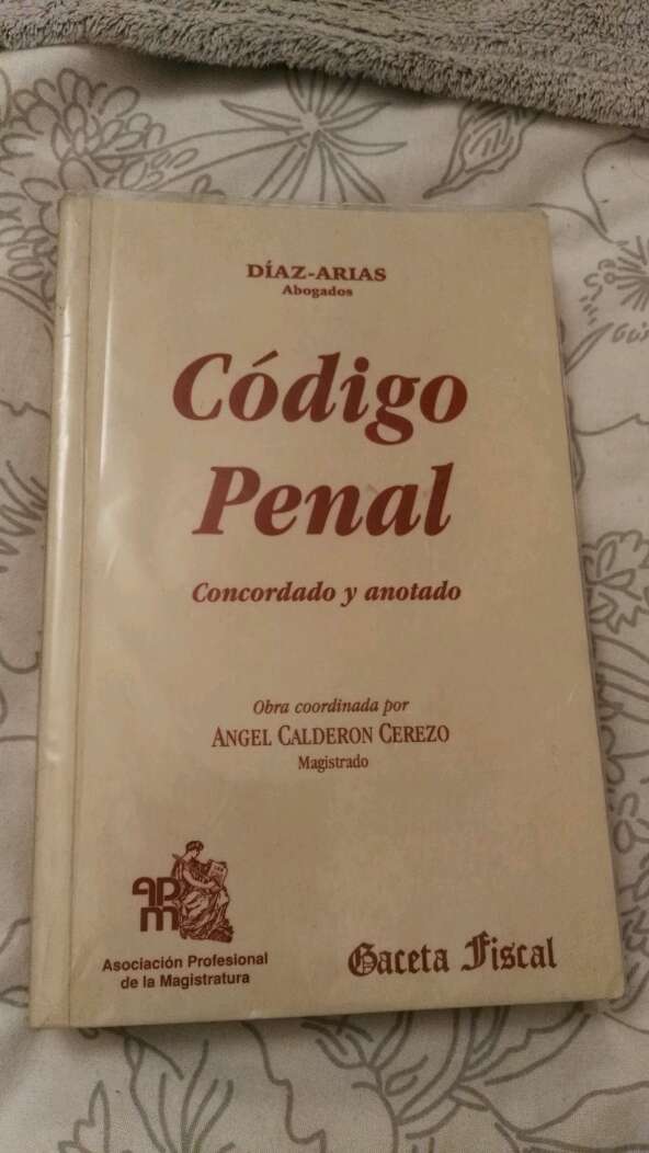 REGALO Libro Código Penal REGALO Libro Código Penal
