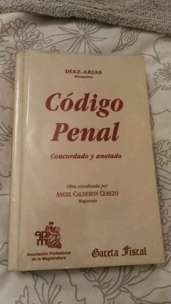 REGALO Libro Cdigo Penal 1