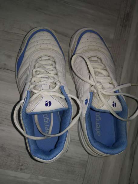 REGALO Deportivas talla 36 REGALO Deportivas talla 36