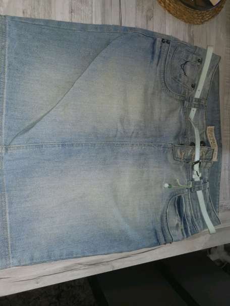 REGALO Falda talla 38 Europa REGALO Falda talla 38 Europa