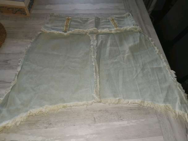 REGALO Falda talla L REGALO Falda talla L