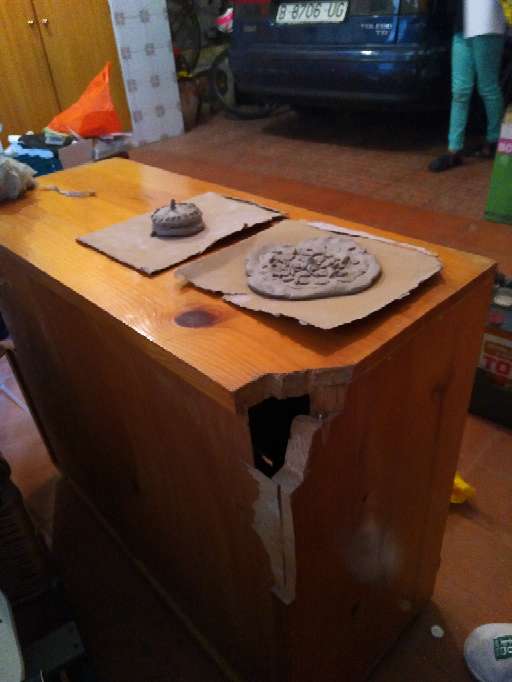 REGALO Moble de fusta. 2