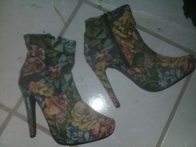 REGALO Botines  2