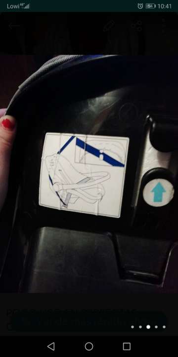 REGALO Silla de coche universal 4