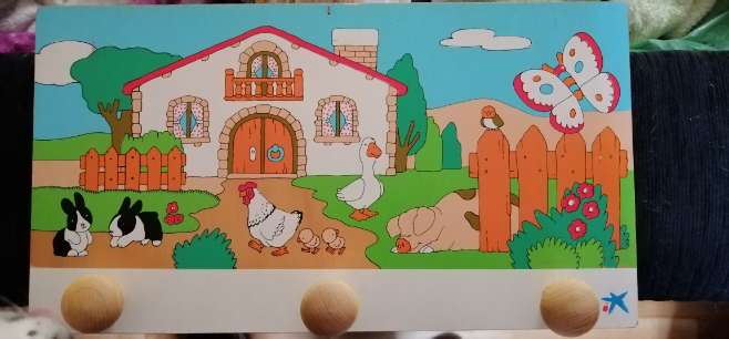 REGALO Perchero infantil