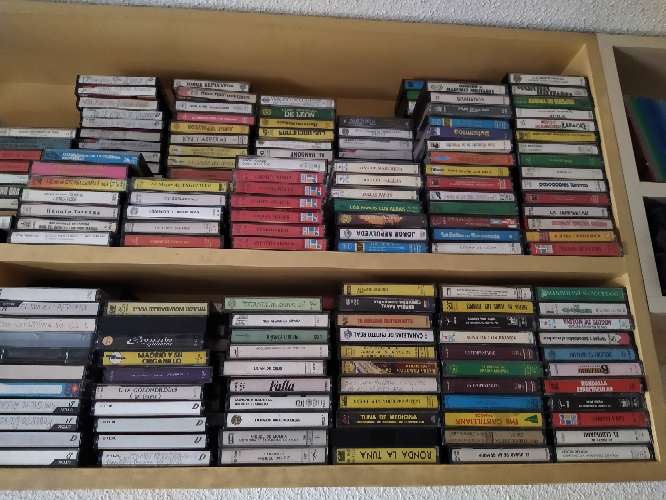 REGALO Cassettes música REGALO Cassettes música
