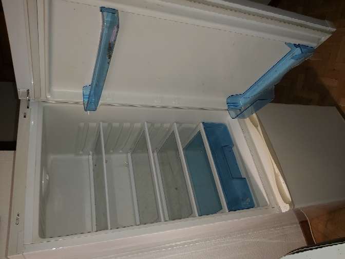 REGALO Nevera y congelador 2