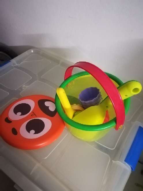 REGALO Juguete para arena y Frisby REGALO Juguete para arena y Frisby