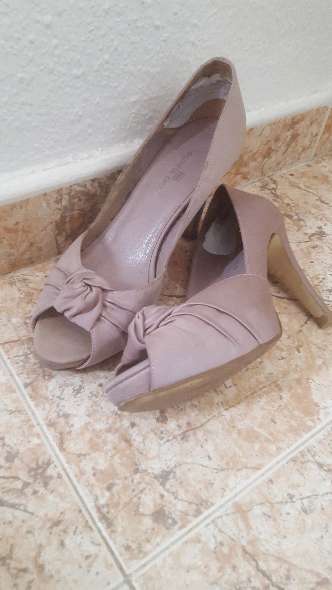 REGALO tacones de fiesta o salidas REGALO tacones de fiesta o salidas