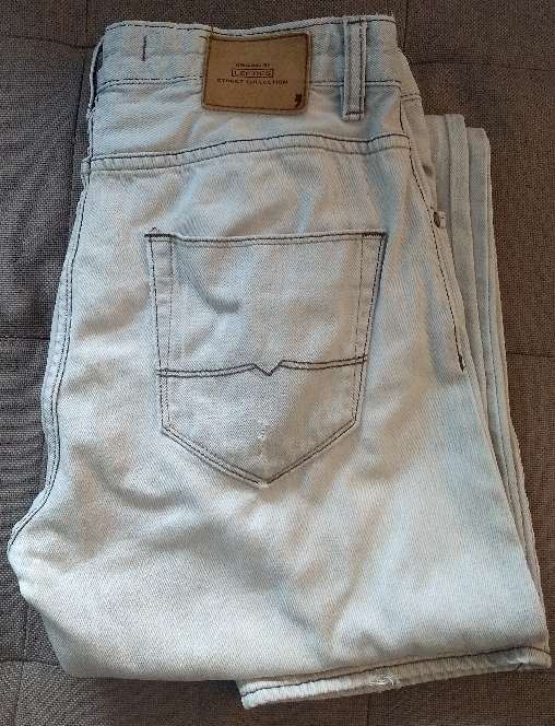 REGALO Pantalón Gris Claro Hombre Talla 44 (Lefties) REGALO Pantalón Gris Claro Hombre Talla 44 (Lefties)