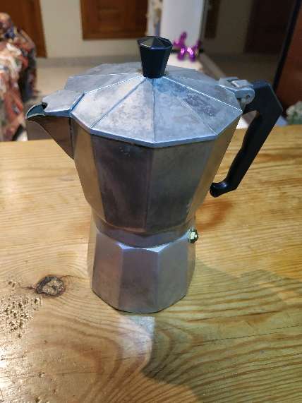 REGALO cafetera de 4 o 5 cafes y botes / tarros de cristal REGALO cafetera de 4 o 5 cafes y botes / tarros de cristal