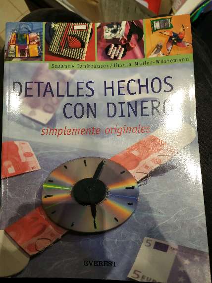 REGALO Libro detalles hechos con dinero 1