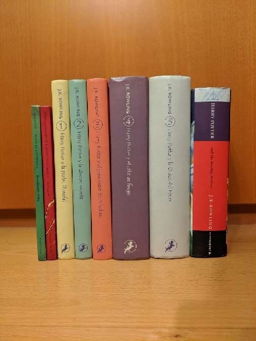 REGALO Harry Potter colección completa de libros - ACORDADO REGALO Harry Potter colección completa de libros - ACORDADO