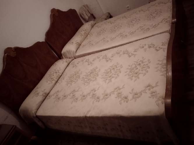 REGALO Dos camas de 1,05 con una mesilla y tocador a juego 2