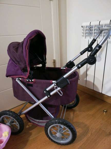 REGALO carrito, trona y baerita de mueca 2