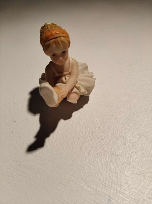 REGALO La bailarina de la pierna rota REGALO La bailarina de la pierna rota