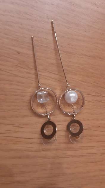 REGALO Pendientes dorados por regalar REGALO Pendientes dorados por regalar