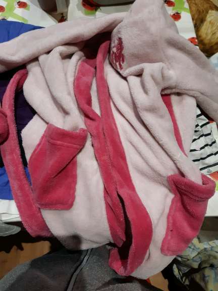 REGALO ropa nia 8 a 10 aos zona Legazpi  3